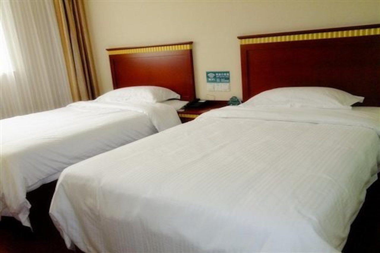Greentree Inn Henan Luoyang Wangcheng Square Business Hotel Exterior photo