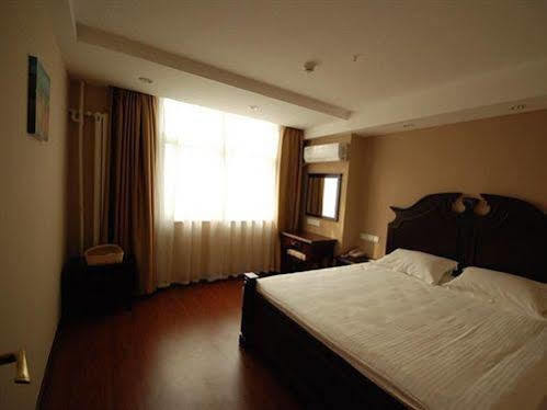 Greentree Inn Henan Luoyang Wangcheng Square Business Hotel Exterior photo